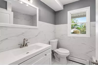 2206 Union Boulevard, Bay Shore, NY 11706 - Photo 7