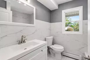 2206 Union Blvd, Bay Shore, NY 11706 - Photo 7