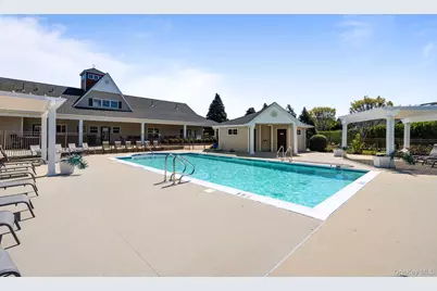156 Stoneleigh Drive, Riverhead, NY 11901 - Photo 43