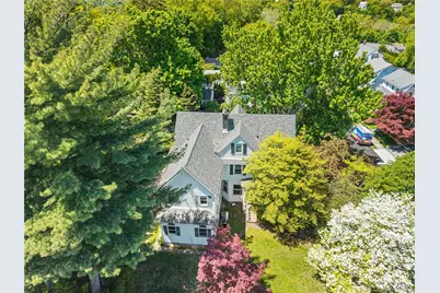 8 Hobart Street, Bronxville, NY 10708 - Photo 3