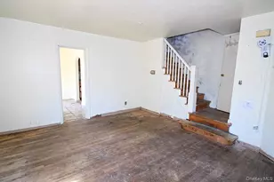 1051 Victory Blvd, New York, NY 10301 - Photo 3