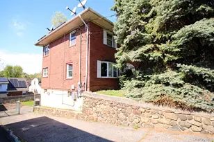1051 Victory Blvd, New York, NY 10301 - Photo 25