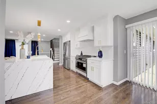 9 Sea Wall Ln, Bayville, NY 11709 - Photo 7