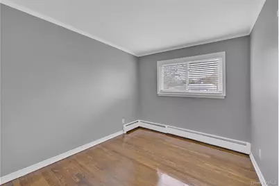 9 Sea Wall Lane, Bayville, NY 11709 - Photo 17