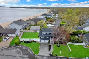 9 Sea Wall Ln, Bayville, NY 11709 - Photo 39