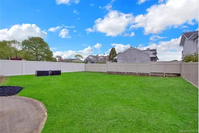 9 Sea Wall Lane, Bayville, NY 11709 - Photo 31