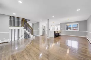 9 Sea Wall Ln, Bayville, NY 11709 - Photo 9
