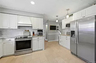 6 Butler Pl, Northport, NY 11768 - Photo 13