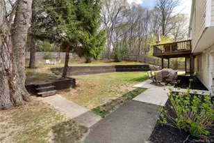 591 Meadow Rd, Kings Park, NY 11754 - Photo 7