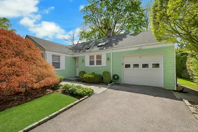 9 Leslie Place, New Rochelle, NY 10804 - Photo 1