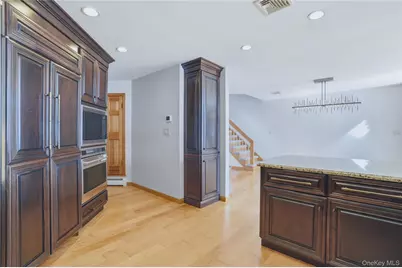 739 Hewitt Lane, New Windsor, NY 12553 - Photo 11