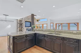 739 Hewitt Ln, New Windsor, NY 12553 - Photo 11