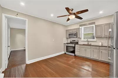 81 Woodland Avenue, New Rochelle, NY 10805 - Photo 17