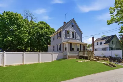 23 Virginia Avenue, Huntington, NY 11743 - Photo 3