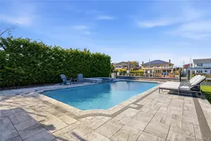11 Dolphin Ln, West Islip, NY 11795 - Photo 33