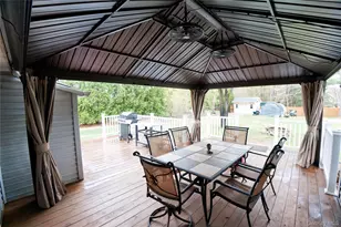 165 Randall Rd, Shoreham, NY 11786 - Photo 25