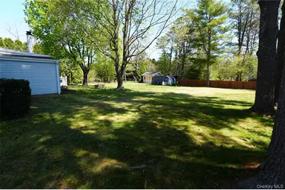 165 Randall Road, Shoreham, NY 11786 - Photo 3