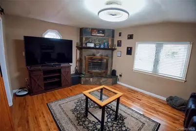 165 Randall Road, Shoreham, NY 11786 - Photo 19
