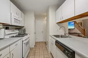 28 Tulip Ct, Nanuet, NY 10954 - Photo 23