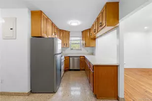 25-35 Bayside Ln, Flushing, NY 11358 - Photo 5