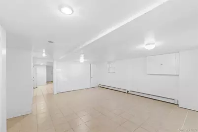 2535 Bayside Lane, Flushing, NY 11358 - Photo 13