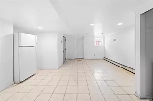 25-35 Bayside Ln, Flushing, NY 11358 - Photo 17