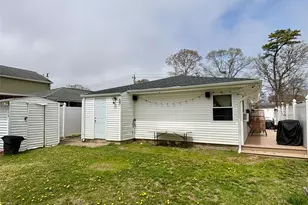 228 Patchogue Ave, Mastic, NY 11950 - Photo 13