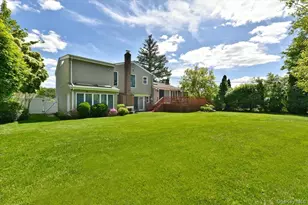 10 Orange Dr, Jericho, NY 11753 - Photo 33