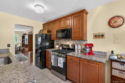 54 Whitman Court, Middletown, NY 10941 - Photo 11