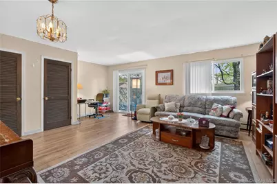54 Whitman Court, Middletown, NY 10941 - Photo 5