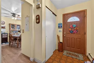 54 Whitman Ct, Middletown, NY 10941 - Photo 3