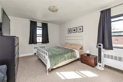 21974 75th Avenue #224B2, Oakland Gardens, NY 11364 - Photo 9