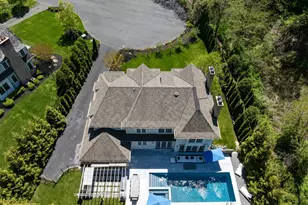 152 Plymouth Ct, Manhasset, NY 11030 - Photo 39