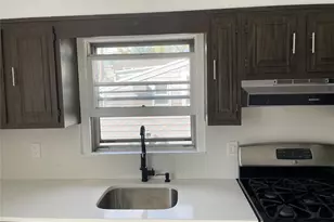 287 Mary Lou Ave, Yonkers, NY 10703 - Photo 19