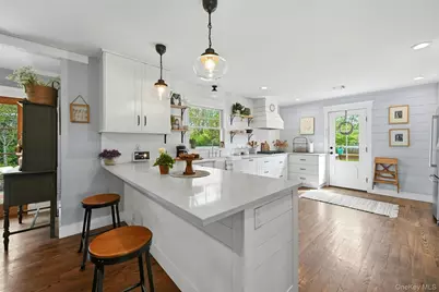 11 Elmont Lane, East Northport, NY 11731 - Photo 13