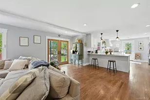 11 Elmont Ln, East Northport, NY 11731 - Photo 9