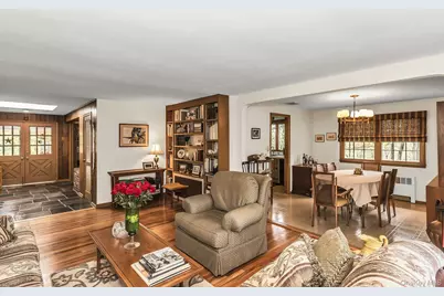 16 Buckingham Drive, Dix Hills, NY 11746 - Photo 7