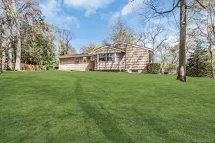 16 Buckingham Dr, Dix Hills, NY 11746 - Photo 25