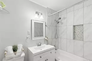 1000 9th St, Greenport, NY 11944 - Photo 15