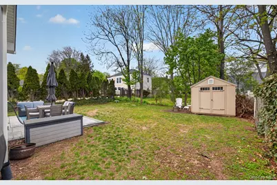 13 Wansor Avenue, Bayville, NY 11709 - Photo 29
