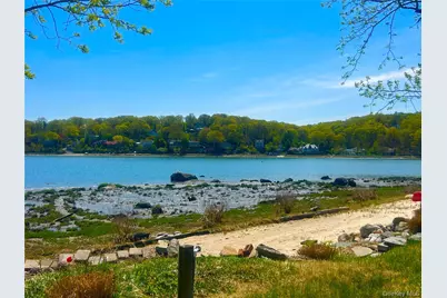 13 Wansor Avenue, Bayville, NY 11709 - Photo 7