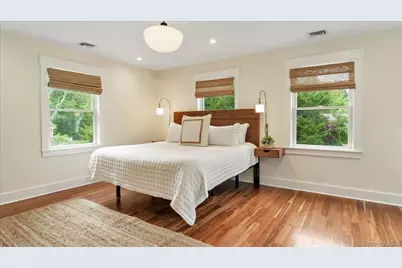 7 Halsey Avenue, East Quogue, NY 11942 - Photo 31