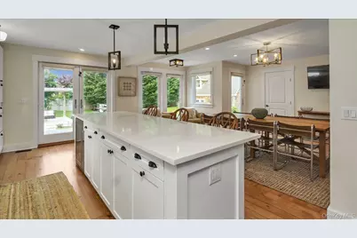 7 Halsey Avenue, East Quogue, NY 11942 - Photo 17