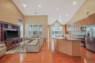 11 Ovation Pl, Eastport, NY 11941 - Photo 7