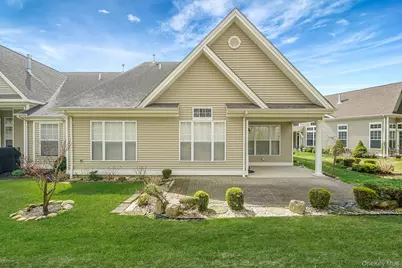 11 Ovation Place, Eastport, NY 11941 - Photo 3