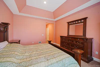 11 Ovation Place, Eastport, NY 11941 - Photo 15