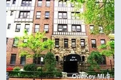 4 Maple Drive #6H, Great Neck, NY 11021 - Photo 1