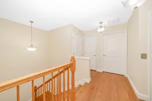 21 Virginia Pine Ln, Bay Shore, NY 11706 - Photo 21