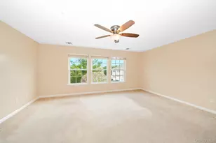 21 Virginia Pine Ln, Bay Shore, NY 11706 - Photo 13