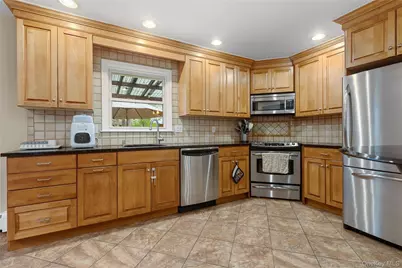 3 Valerie Lane, Mahopac, NY 10541 - Photo 11